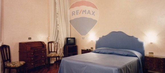 1 bedroom Apartment in Venice, Italy No. 77154 2