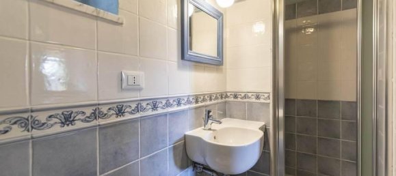 Casa de 8 habitaciónes en Foiano della Chiana, Italy No. 26251 25