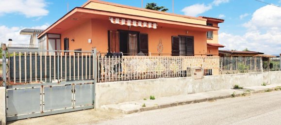 3-salle Villa à Pomigliano d'Arco, Italy No. 2048 3