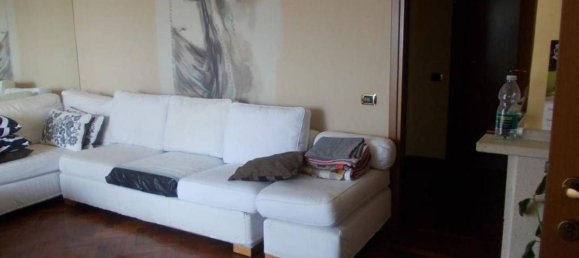 3 bedrooms Apartment in Milan, Italy No. 357940 14