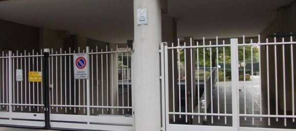 3 bedrooms Apartment in Milan, Italy No. 357940 7