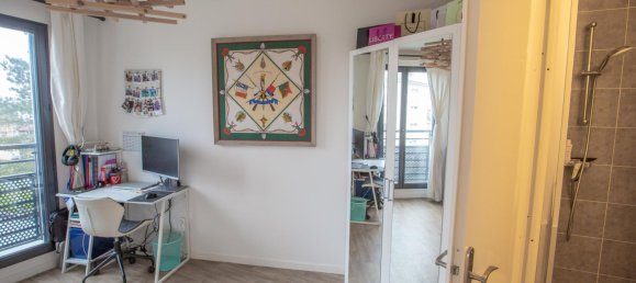 3 bedrooms Apartment in Saint-Cyr-l'Ecole, France No. 135859 17