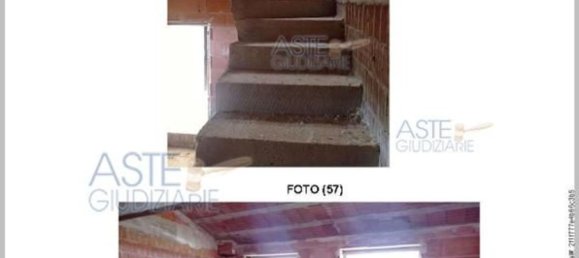 Duplex T2 em Numana, Italy N.º 323173 35