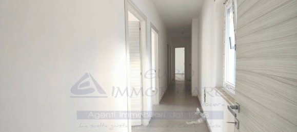 3 chambres Appartement à Maddaloni, Italy No. 228511 7