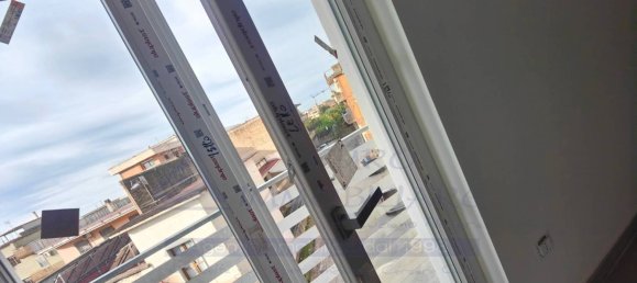 3 chambres Appartement à Maddaloni, Italy No. 228511 8