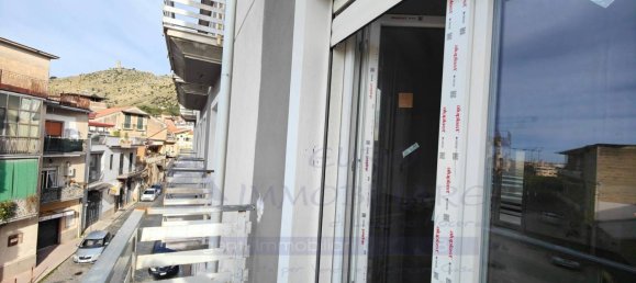 3 chambres Appartement à Maddaloni, Italy No. 228511 11