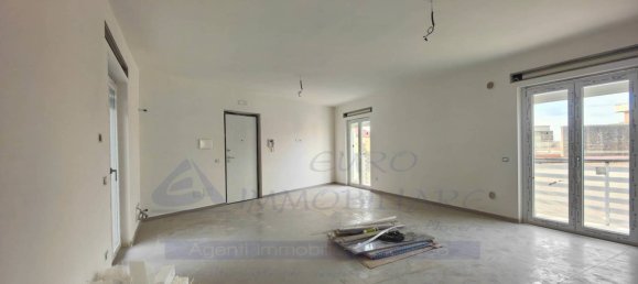 3 chambres Appartement à Maddaloni, Italy No. 228511 3