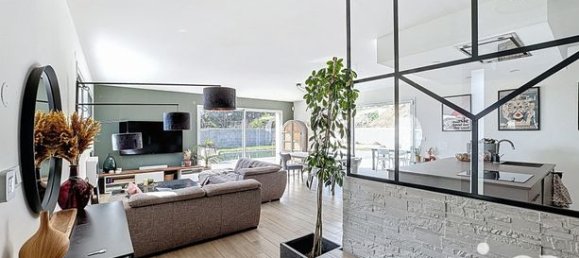 Villa T4 em Peaugres, France N.º 306241 2