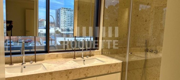 Studio in Porto, Portugal No. 112911 20