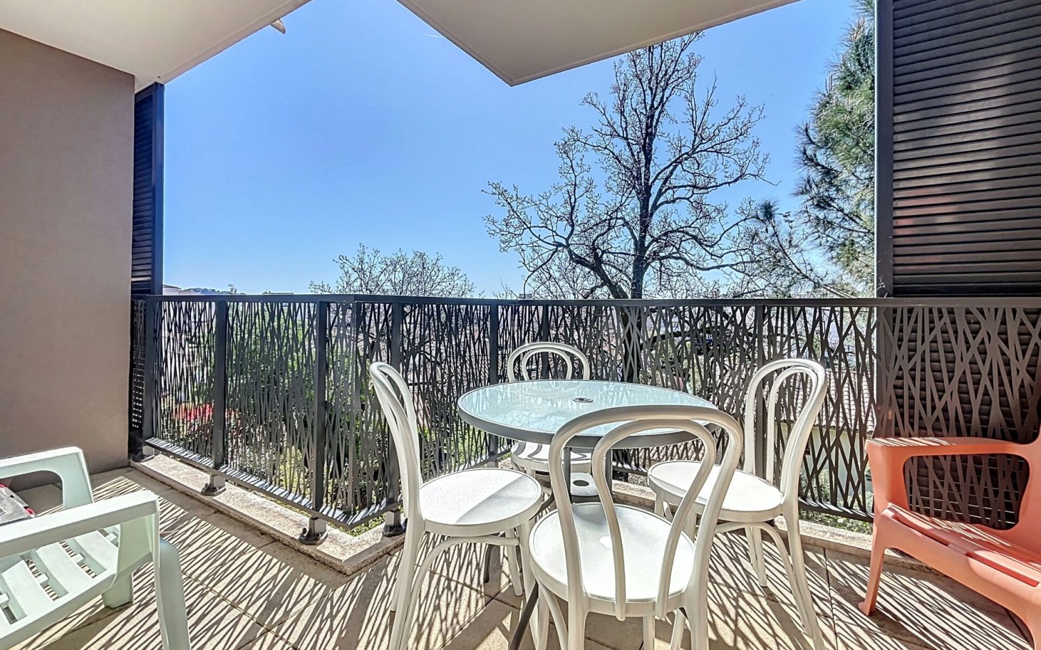 1 bedroom Apartment in Frejus, France No. 194805