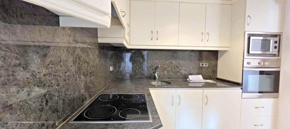 Apartamento de 3 dormitorios en Ferrol, Spain No. 55250 8