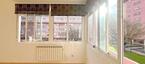 Apartamento de 3 dormitorios en Ferrol, Spain No. 55250 6