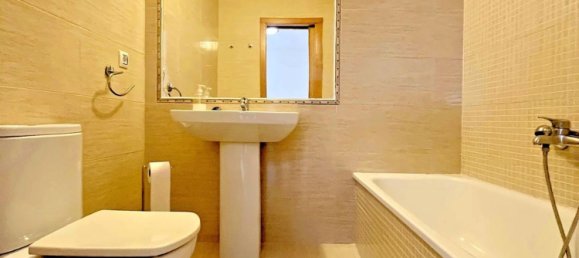 Apartamento de 3 dormitorios en Ferrol, Spain No. 55250 28