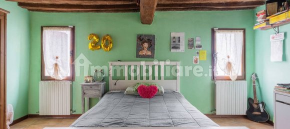 3 bedrooms House in Cento, Italy No. 108521 17