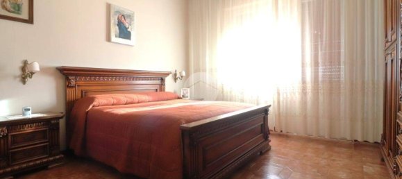 3 bedrooms Villa in Roncoferraro, Italy No. 238895 10