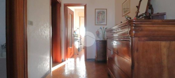 3 bedrooms Villa in Roncoferraro, Italy No. 238895 8