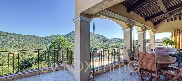 4 bedrooms Villa in Isere, France No. 283486 8