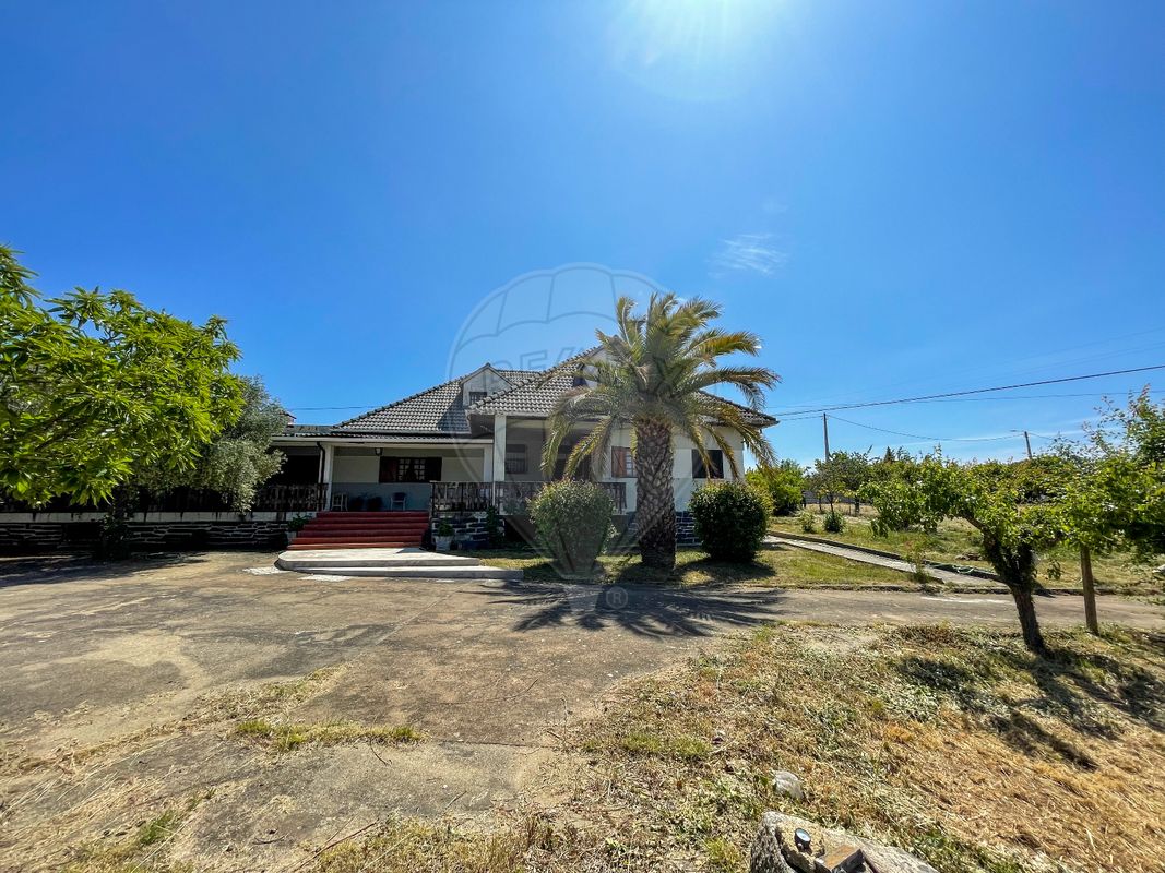 5 chambres Maison à Macedo de Cavaleiros, Portugal No. 169087