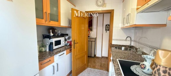3 bedrooms Apartment in Madrid, Spain No. 137376 9