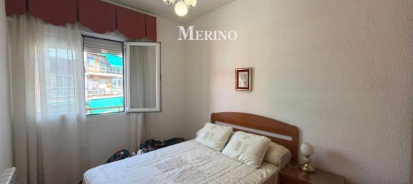 3 bedrooms Apartment in Madrid, Spain No. 137376 2