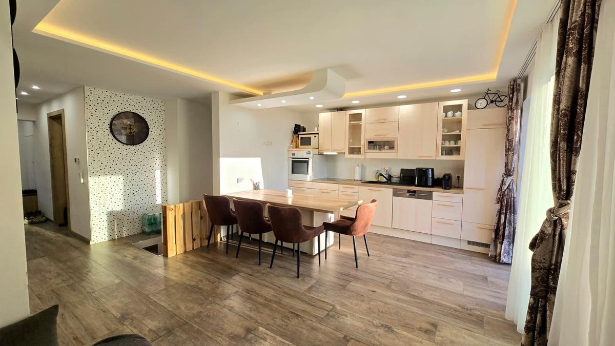 5-Zimmer Haus in Langenlois, Austria, Nr. 246985