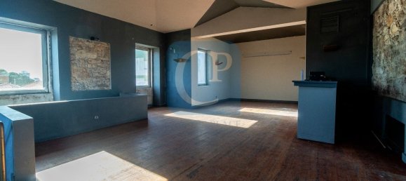 Дом с 4 спальнями в Матозиньюш, Португалия № 19674 3