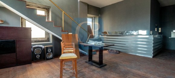 Дом с 4 спальнями в Матозиньюш, Португалия № 19674 8