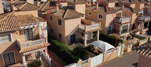 Casa de 3 dormitorios en Dehesa De Campoamor, Spain No. 188684 40