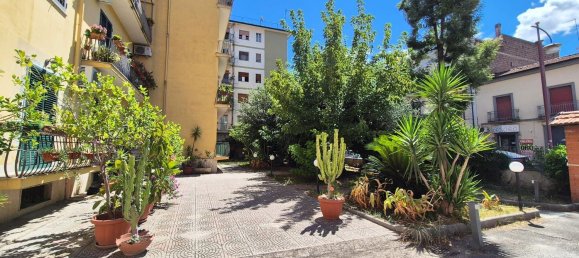 3 rooms Apartment in Caserta, Italy No. 300128 12
