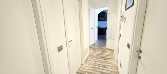 4 bedrooms Apartment in Legnano, Italy No. 364206 24