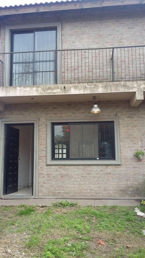 2 Schlafzimmer Haus in San Miguel, Argentina, Nr. 21403