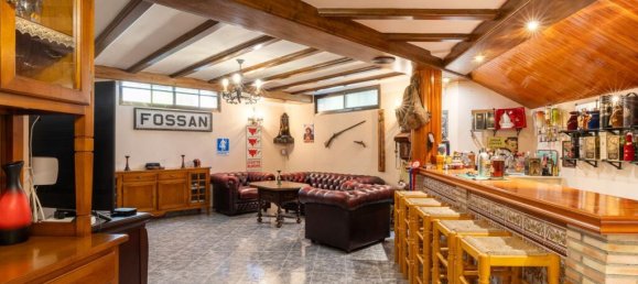 5 bedrooms Villa in Valencia, Spain No. 167529 38