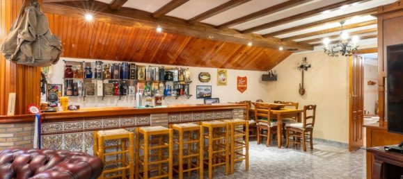 5 bedrooms Villa in Valencia, Spain No. 167529 41