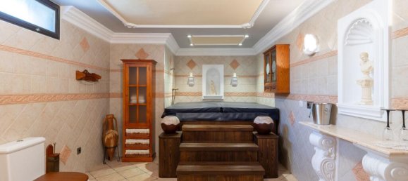 5 bedrooms Villa in Valencia, Spain No. 167529 43