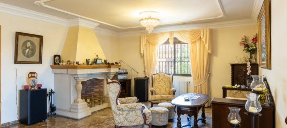 5 bedrooms Villa in Valencia, Spain No. 167529 6