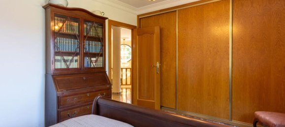 5 bedrooms Villa in Valencia, Spain No. 167529 23