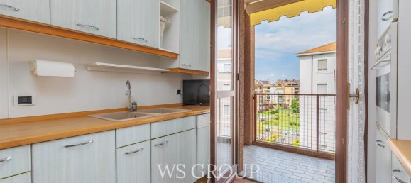 2 rooms Apartment in Monza, Italy No. 360143 10