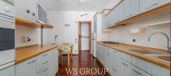 2 rooms Apartment in Monza, Italy No. 360143 13