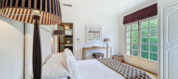 6 bedrooms Villa in Mandelieu-la-Napoule, France No. 298395 16