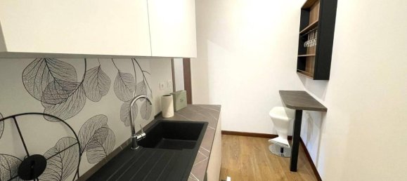 Studio in Udine, Italy No. 32352 14