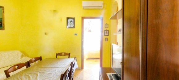 3 rooms Apartment in Livorno, Italy No. 121255 8