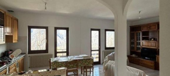 6 rooms Villa in Colorina, Italy No. 81890 10