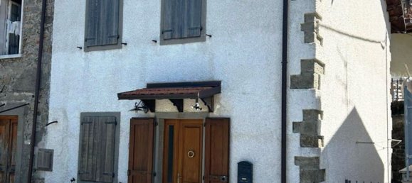 Casa de 5 habitaciónes en Fivizzano, Italy No. 287176 3