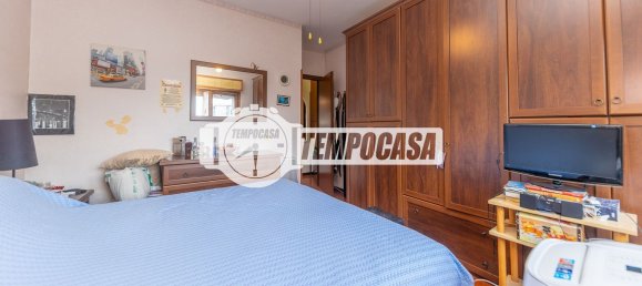 2 Schlafzimmer Wohnung in Rome, Italy, Nr. 377752 5