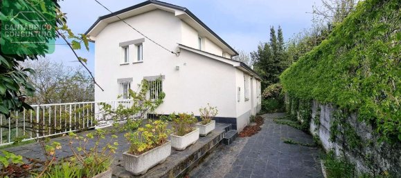 3 bedrooms House in Asturias, Spain No. 166220 2