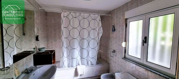 3 bedrooms House in Asturias, Spain No. 166220 13