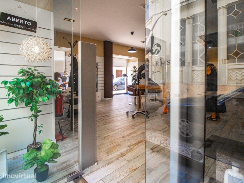 114m² Commercial property in Figueira da Foz, Portugal No. 290010