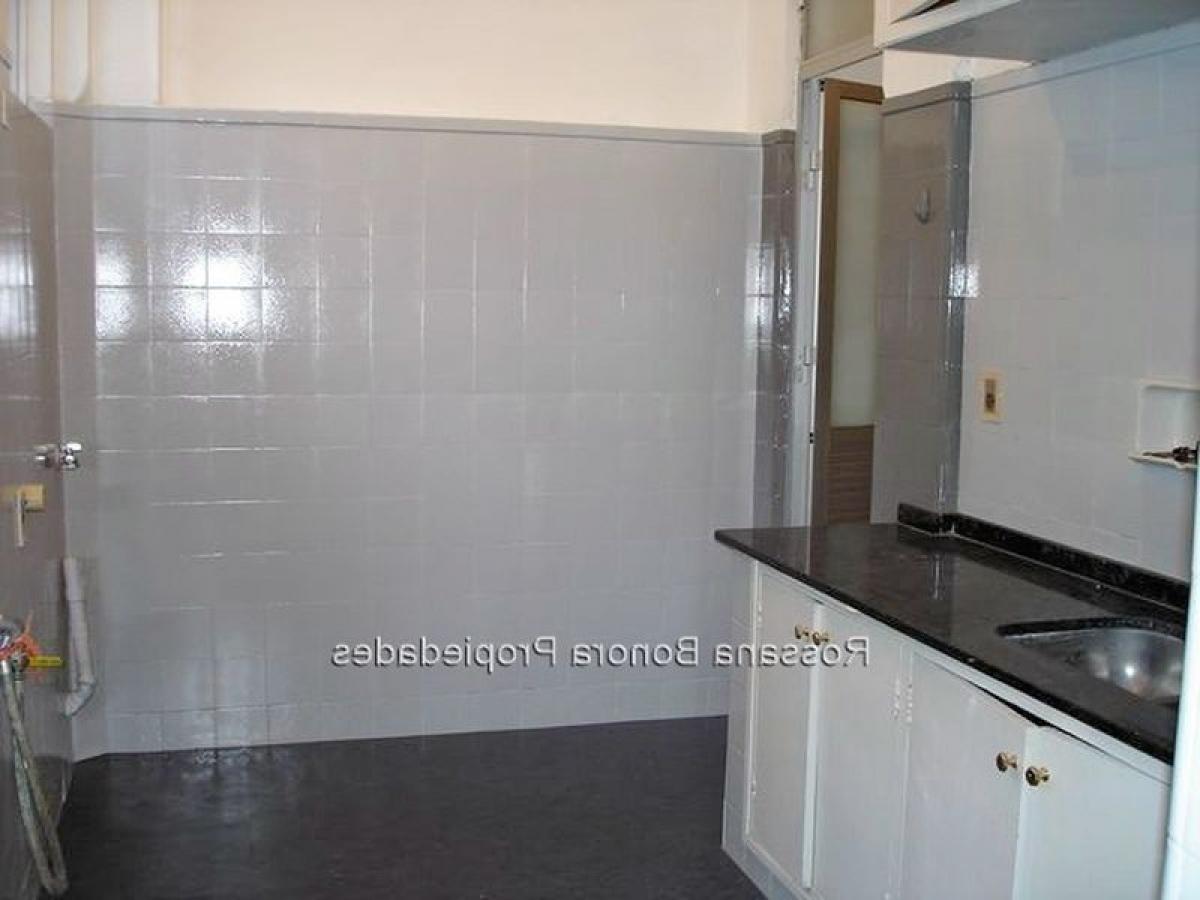 2 bedrooms Apartment in Montevideo, Uruguay No. 6467