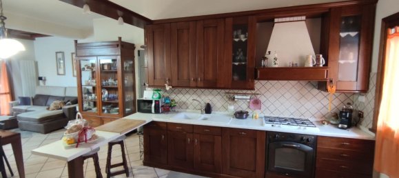 Casa de 4 dormitorios en Marino, Italy No. 117970 21