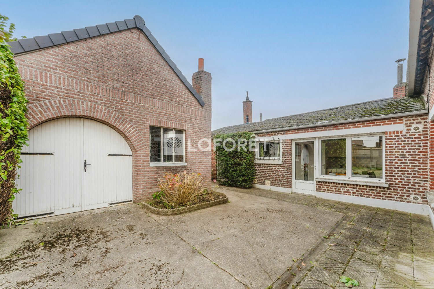 3 bedrooms House in Fechain, France No. 212250